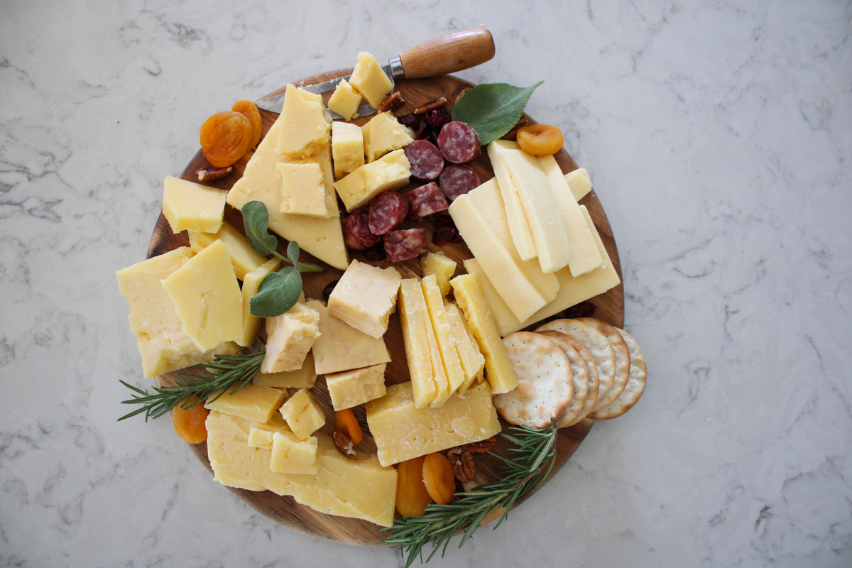 The Entertainer Cheese Gift Box